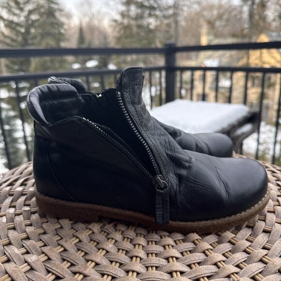 Andrea Conti Women's Ankle Boots Black Zip Comfort Flat 38 EU 7.5 US Excellent - Picture 2 of 16